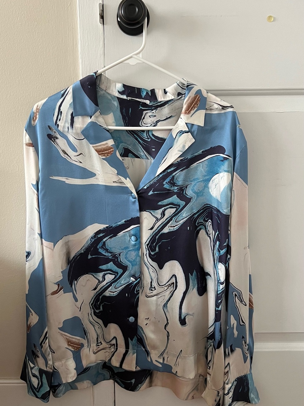 Marble-Print Button-Down Blouse in Blue and Cream